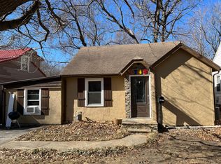 4748 Falmouth St, Roeland Park, KS 66205
