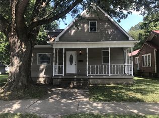 1122 S 9th St, Terre Haute, IN 47802