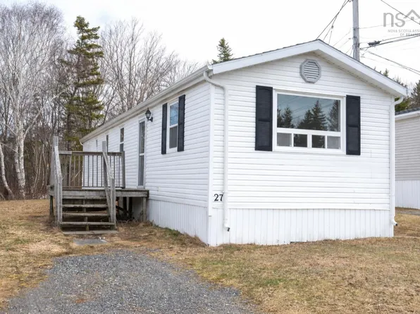 27 Curry St, Cape Breton, NS B1L 1G8