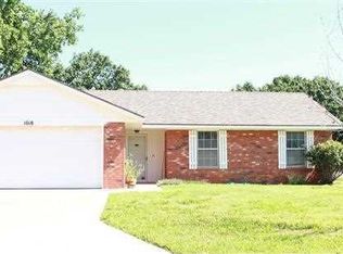 1018 E Moore Ave, Stillwater, OK 74075