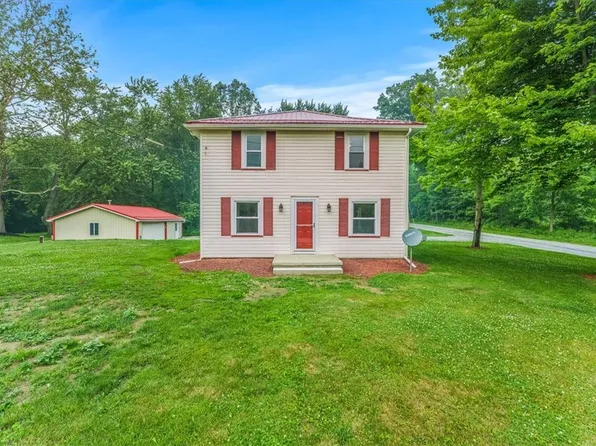 7 Hewitt Rd, West Middlesex, PA 16159