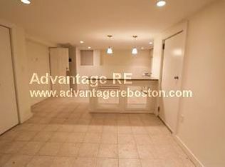 13 Wiget St #9B, Boston, MA 02113