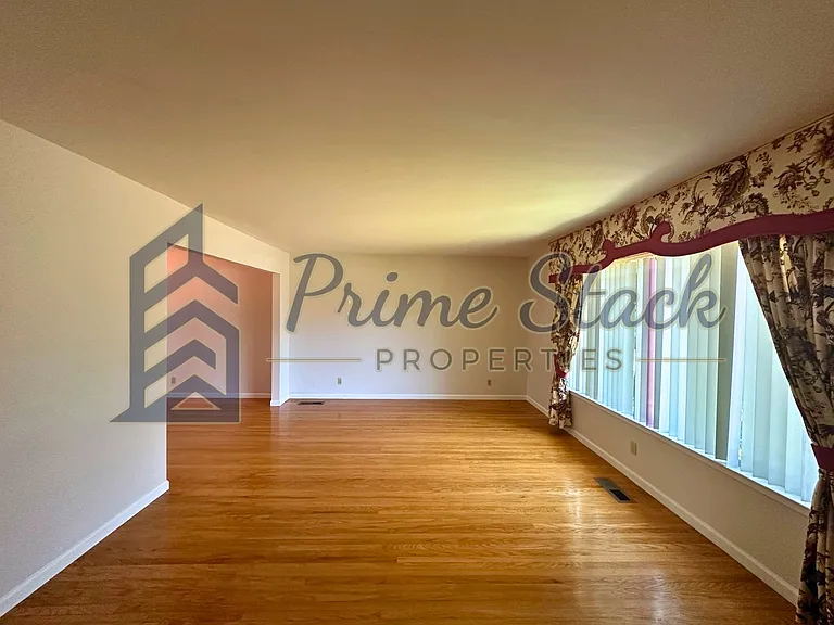 2391 Sandpiper Way — Photo 3