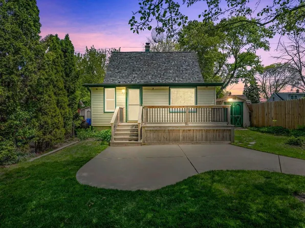 1114 South 88th STREET, West Allis, WI 53214