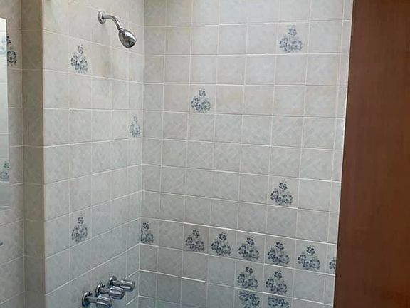 4th image of 1448 Ovington Ave #2R