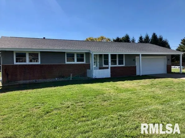205 Witt St, Loami, IL 62661