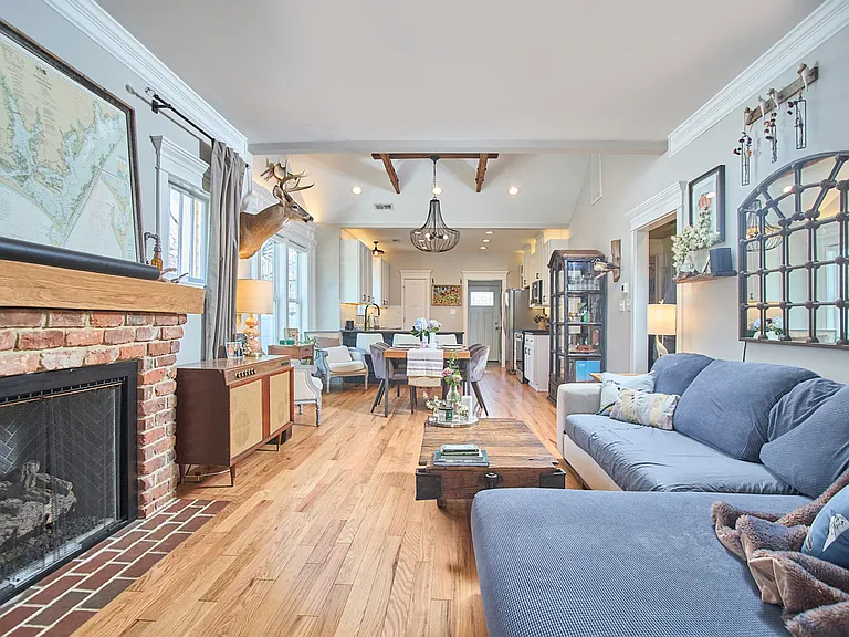 Furnished optional
New gas fire place