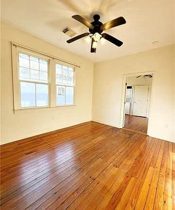 5th image of 606 Clare Ct
