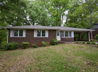 201 Hillcrest Way, Cumming, GA 30040