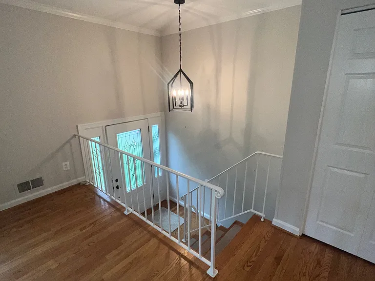 7504 Fairwood Ln — Photo 16