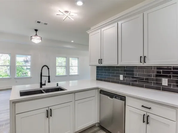 4920 Callahan St, Fort Worth, TX 76105