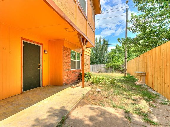 3rd image of 2608 N Ann Arbor Ave APT 136
