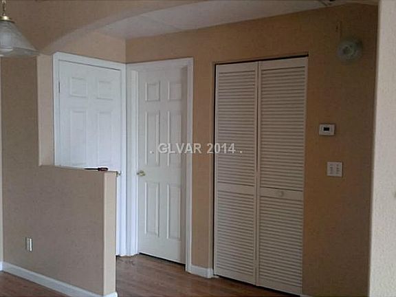 5th image of 4960 Harrison Dr APT 211