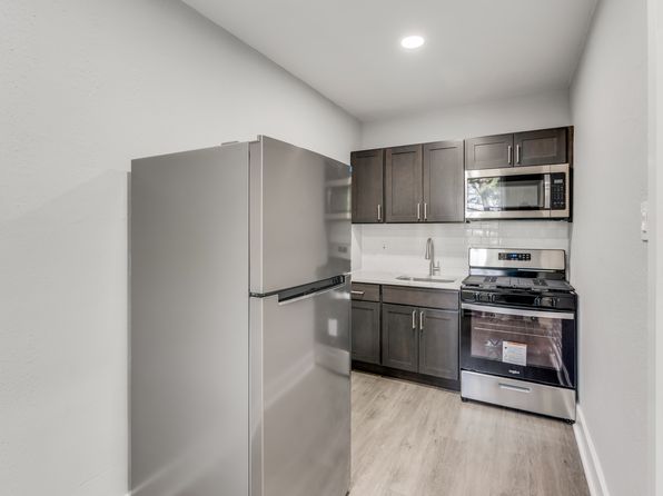 50 E Cliveden St #B209