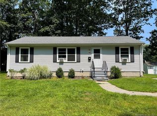 64 Laurelwood Rd, Groton, CT 06340