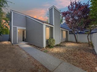 8000 Kroll Way APT 9, Bakersfield, CA 93311