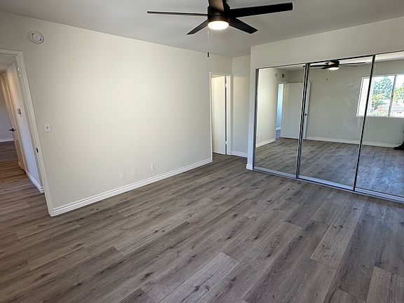 4th image of 10636 Woodley Ave Unit 36