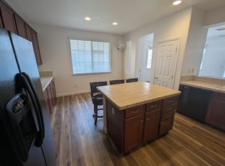 910 Sierra View Cir UNIT 2, Lincoln, CA 95648