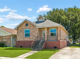 2045 Gladstone Dr, Marrero, LA 70072