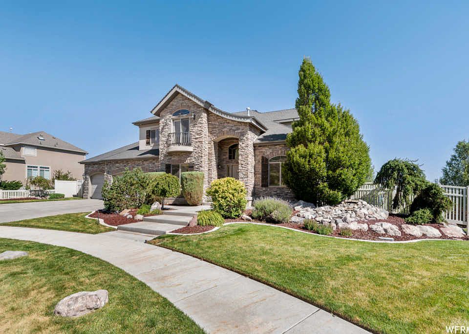 1st image of 6026 W Trailview Way