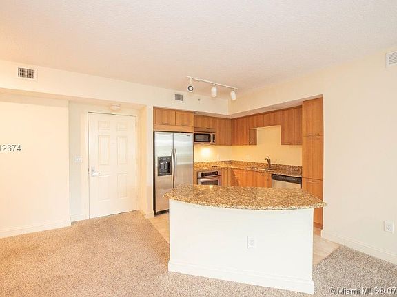 2nd image of 510 NW 84th Ave APT 520