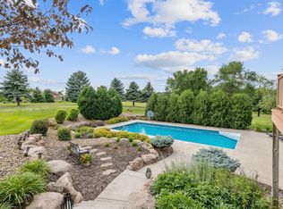 862 Dorwin Rd, Hudson, WI 54016