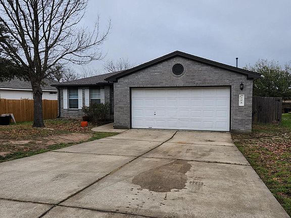 2nd image of 208 Fall Creek Dr