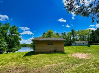 20931 Bayview Dr, Grantsburg, WI 54840
