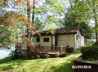 190 Hillcrest Dr, Lake, MI 48632