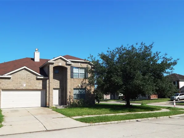 7902 Swan Ln, Baytown, TX 77523