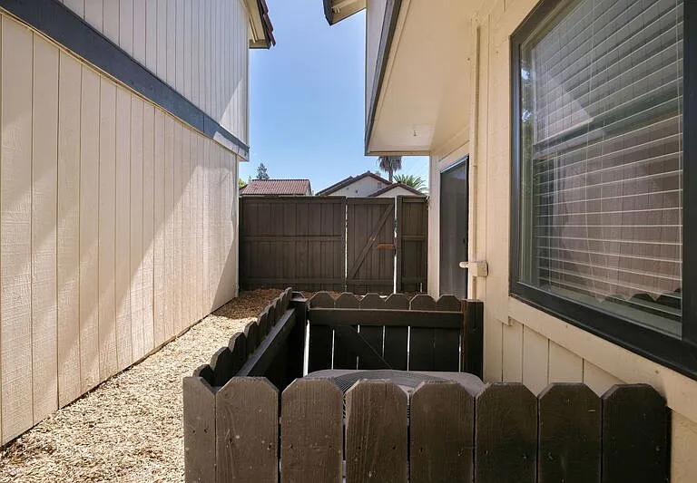 6726 Calvine Rd — Photo 26