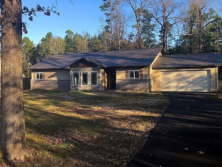 1st image of 12 Hickory Oak Ln