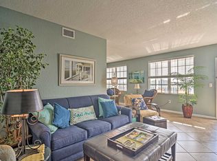 445 S Hamden Dr UNIT 204, Clearwater Beach, FL 33767