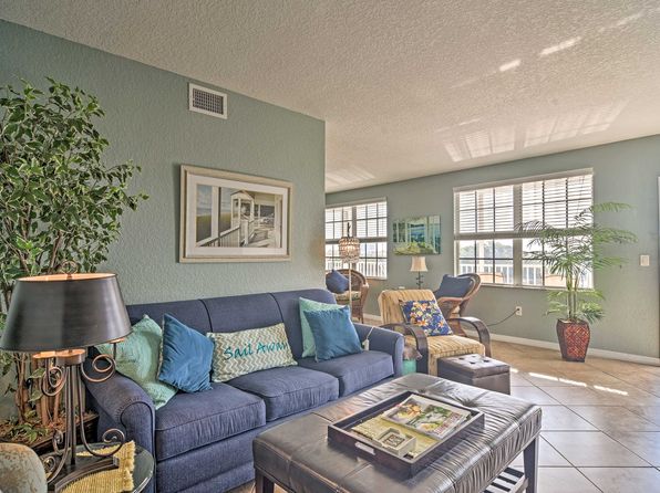 445 S Hamden Dr UNIT 204