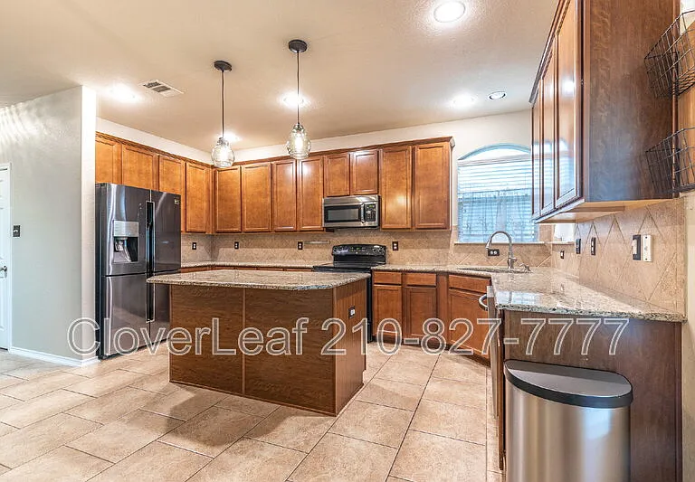 409 Loch Lomond Dr — Photo 16