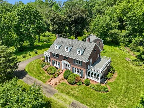 2200 Ridge Road, North Haven, CT 06473