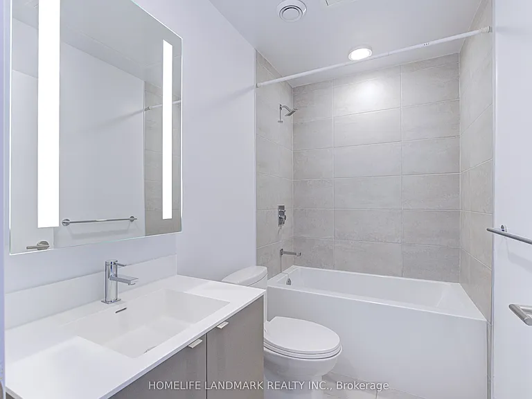 500 Dupont St #310 — Photo 13