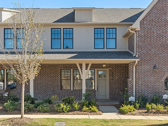 Spacious Front Porch