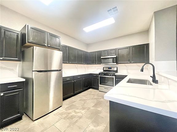 5th image of 5904 Gentleslope St