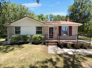 2005 Post Rd, Clarksville, TN 37043