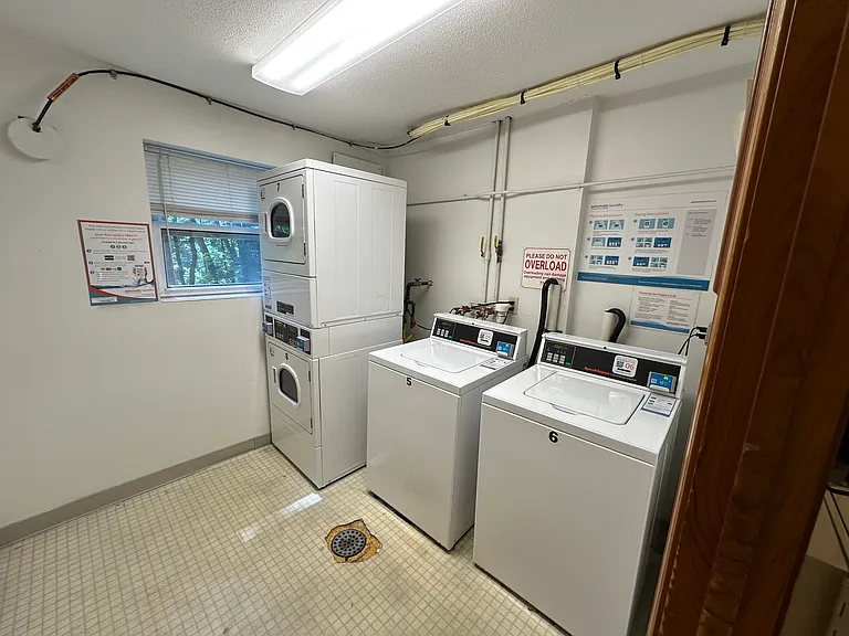 Shared washer, dryer room