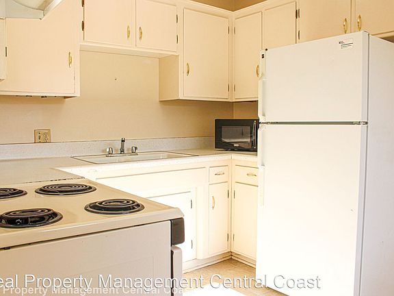 4th image of 713 Grand Ave APT 4