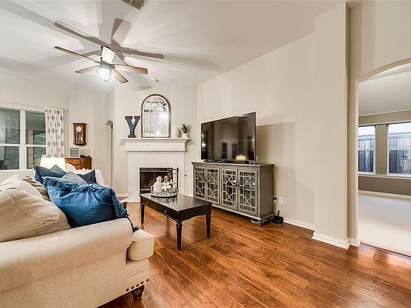 5th image of 2133 Highland Dr