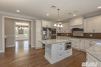 5th image of 103 Silver Beach Lane