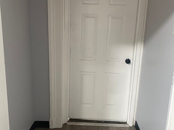5th image of 309 E Main St Suite 1