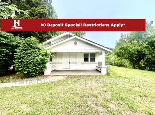 700 S Hawthorne Ave APT A, Independence, MO 64053