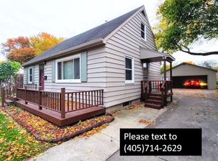 210 Princeton Ct, Midland, MI 48642