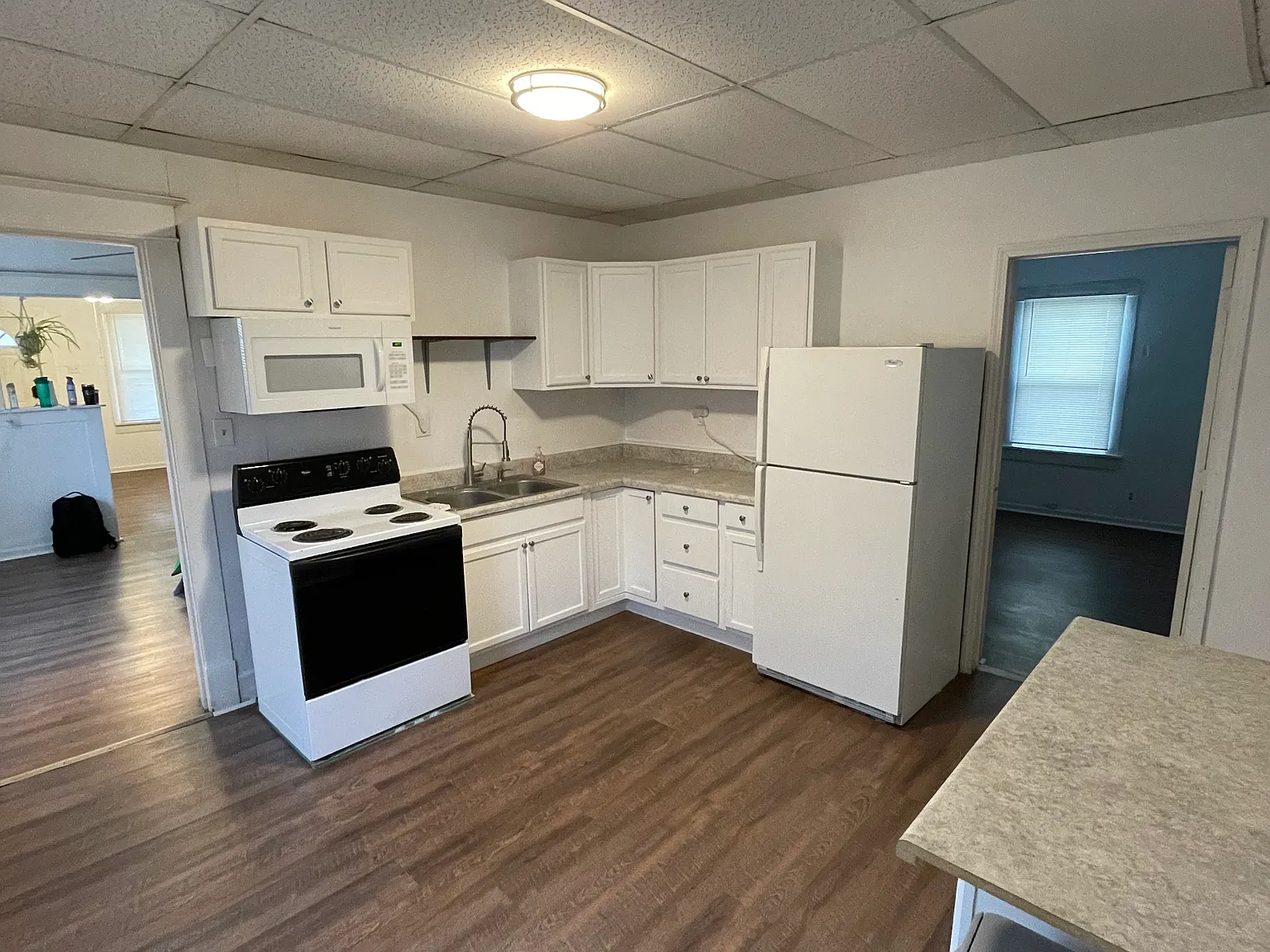 3 bed, 1216 sqft, $650 — Photo 3