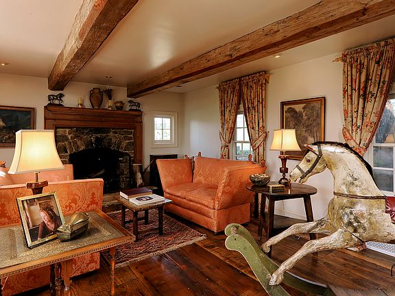 Formal living room w/FP