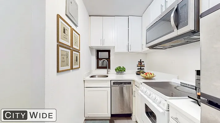 Rented by City Wide Apartments | media 2